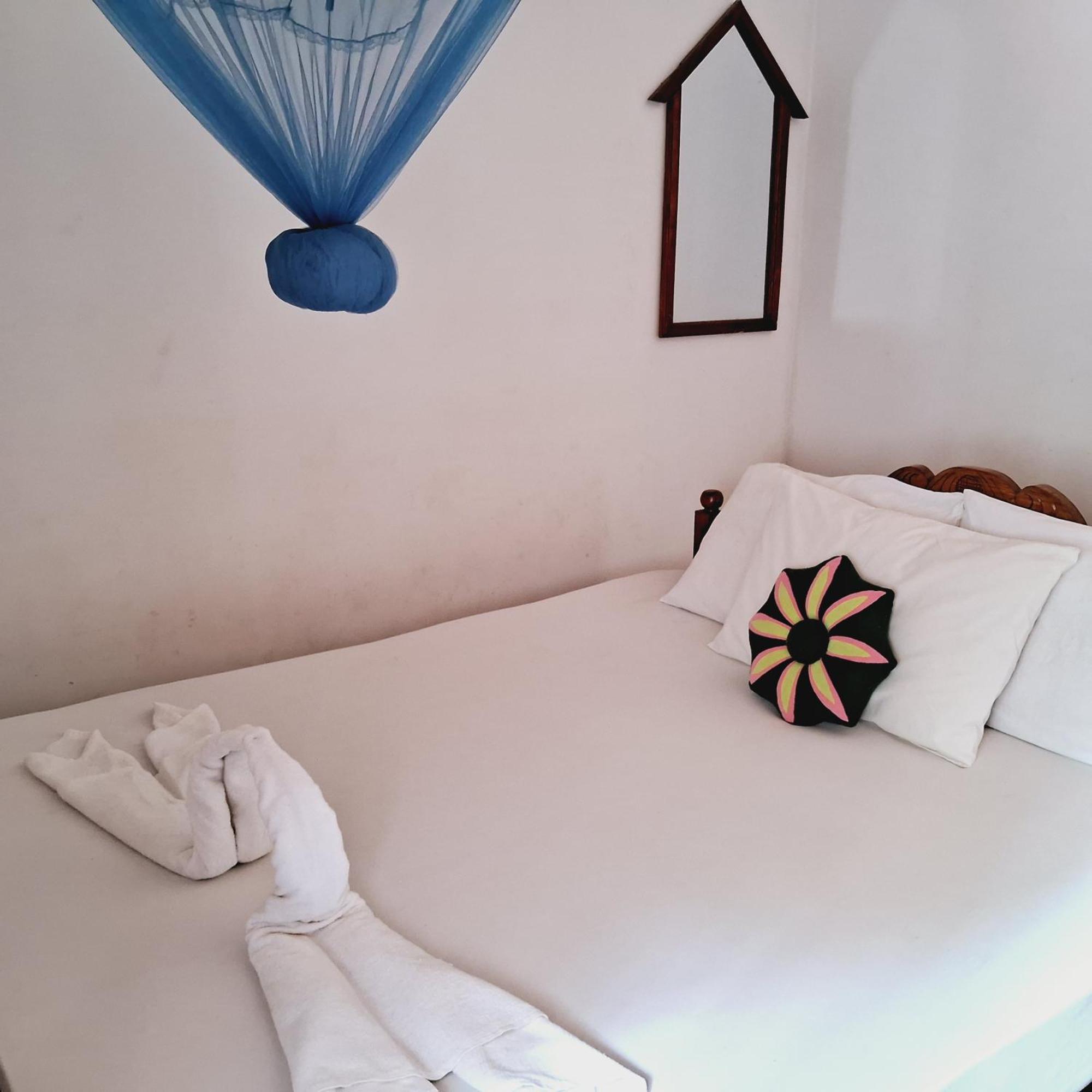Sanjana Home Stay Habarana Exterior photo