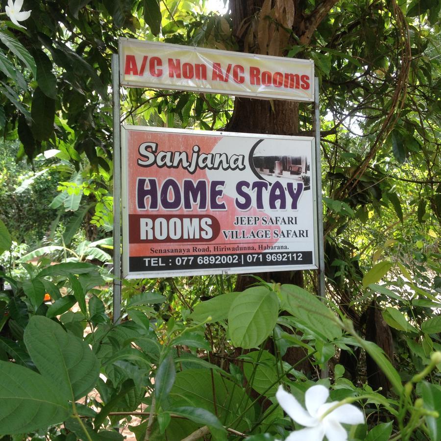 Sanjana Home Stay Habarana Exterior photo