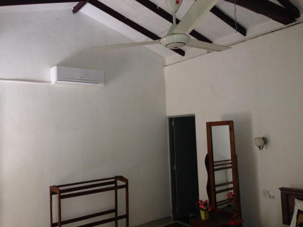 Sanjana Home Stay Habarana Exterior photo